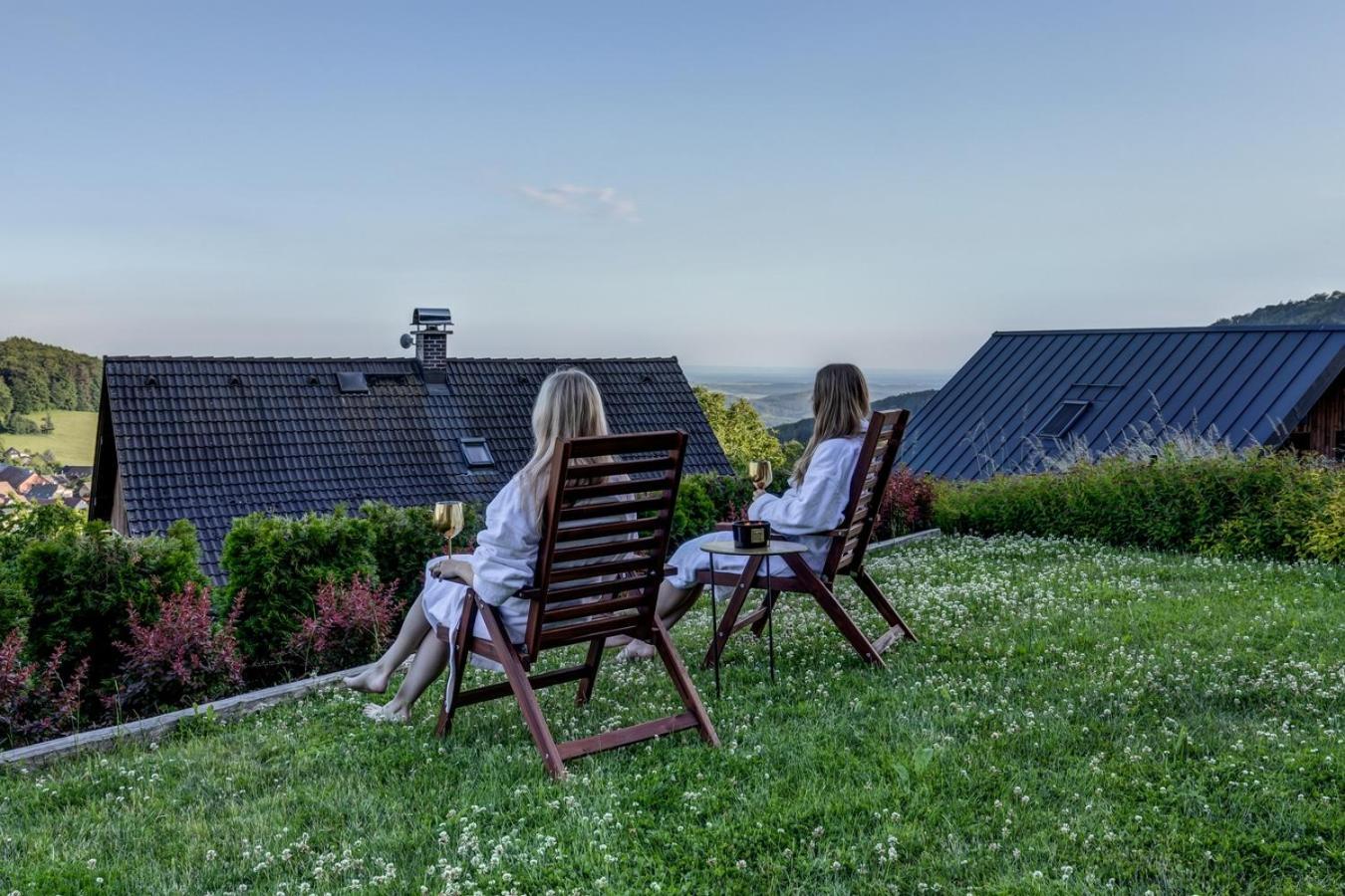 Wellness Apartmany Cesky Raj & Biokolna Lomnice nad Popelkou Extérieur photo