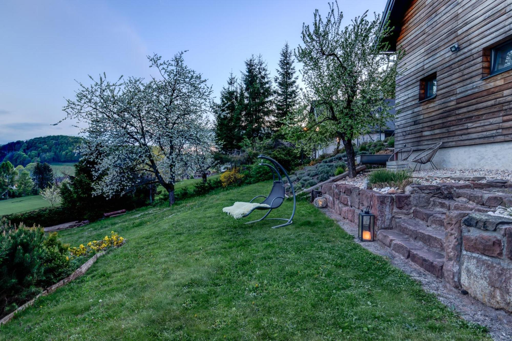Wellness Apartmany Cesky Raj & Biokolna Lomnice nad Popelkou Extérieur photo